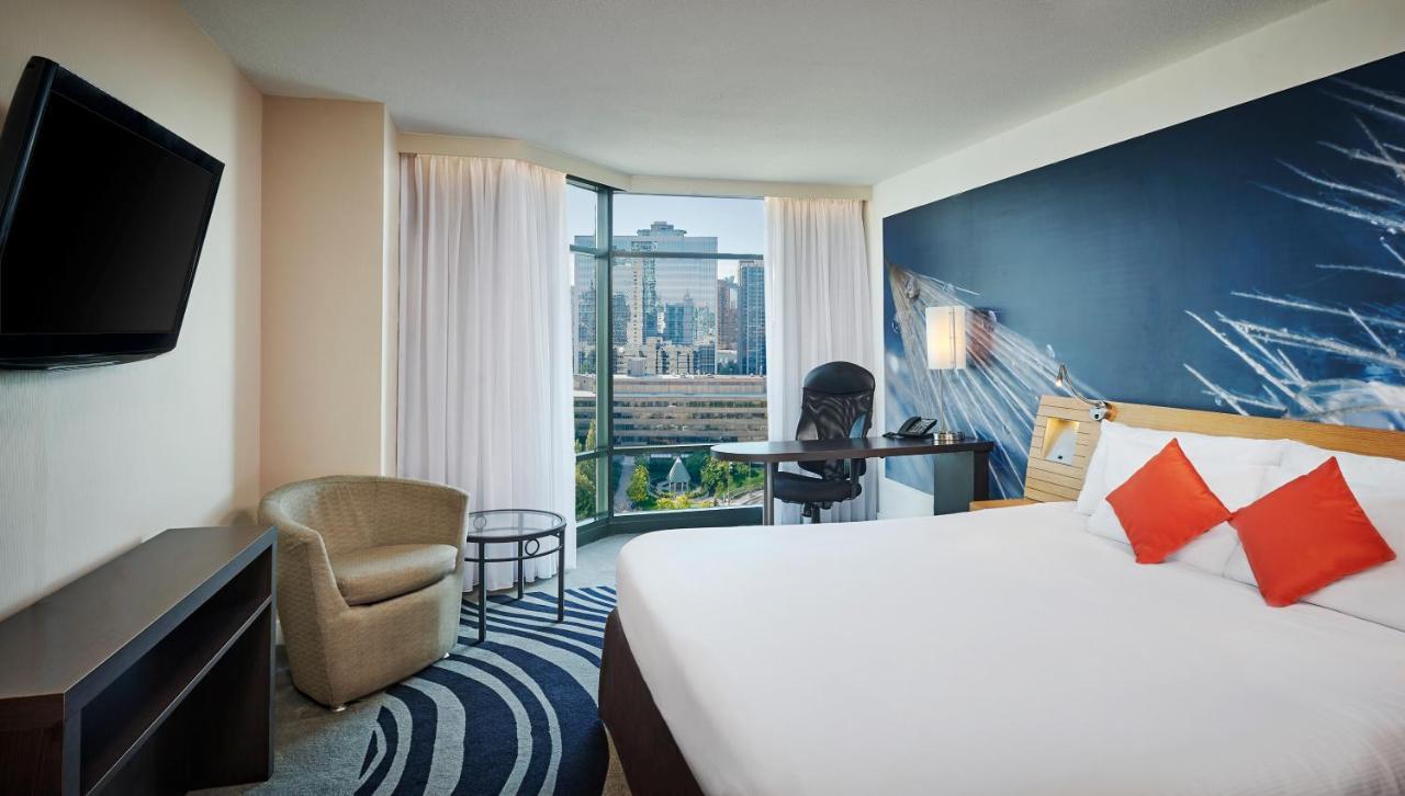 Novotel Toronto North York Exteriör bild